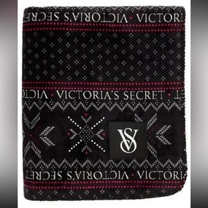VICTORIA’S SECRET SHERPA  Blanket HOLIDAY ❄️